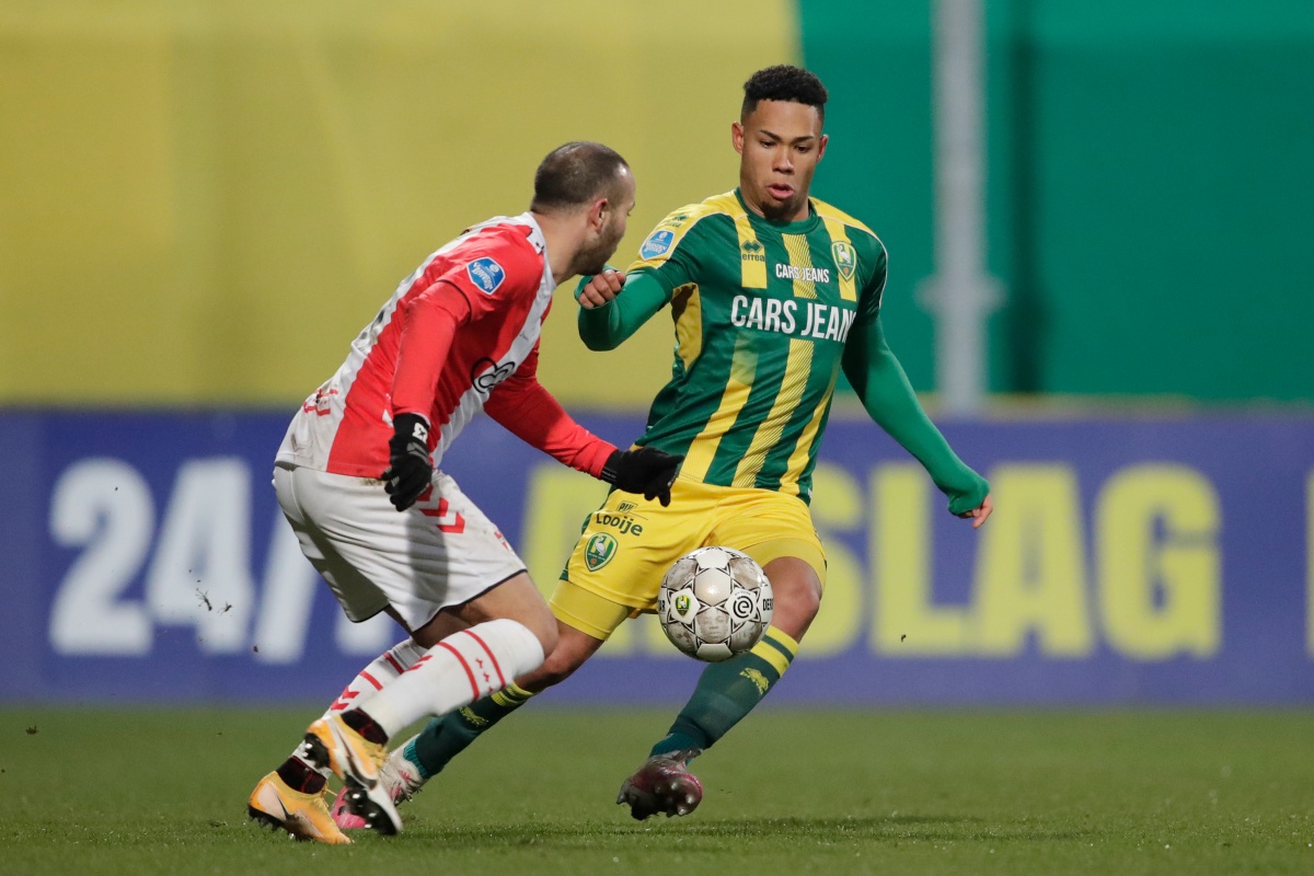 个新的高峰 个新的高峰